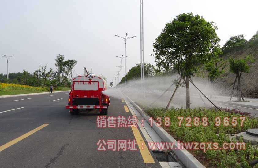 福田时代3吨洒水车侧喷图片.jpg