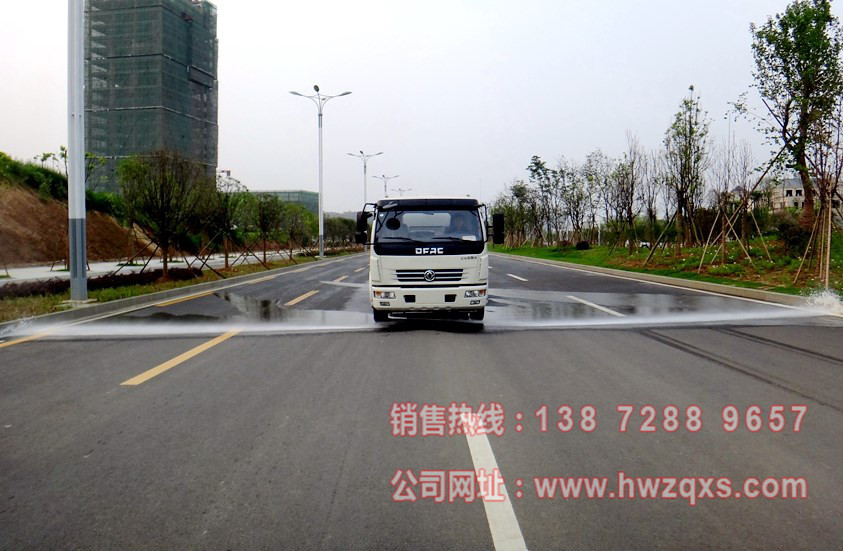 江淮5吨洒水车前冲图片.jpg